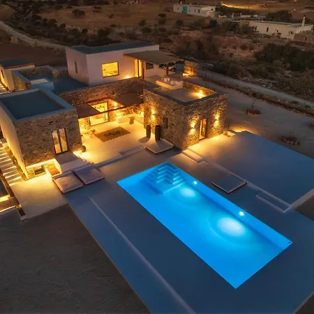 Deep Blue In Villa Parikia (Paros)