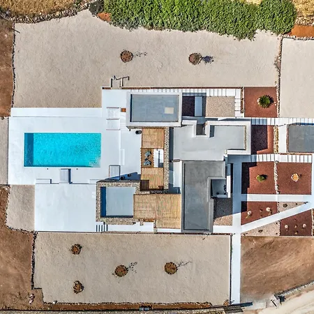 Deep Blue In Villa Parikia (Paros)